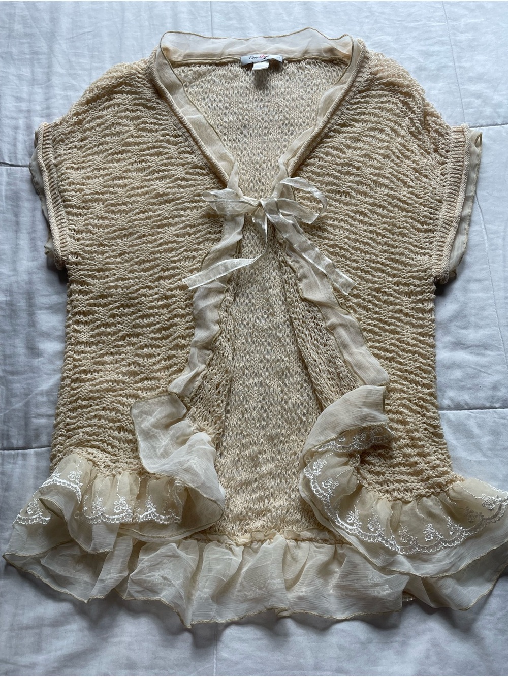 Vintage Cream Open Knit Embroidered Ruffle Sleeveless Cardigan Medium Coquette